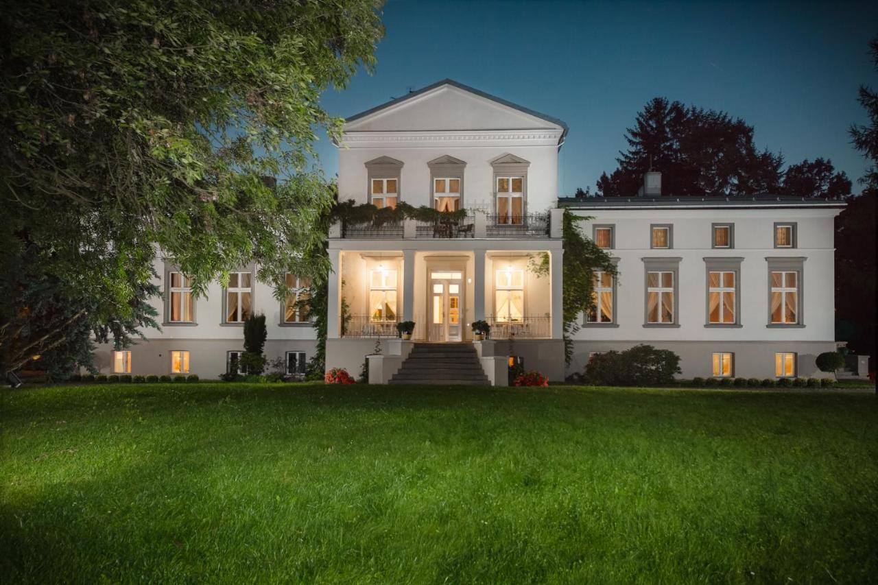 Вілла Dwor Podstolice - House Of Rosenthal Екстер'єр фото