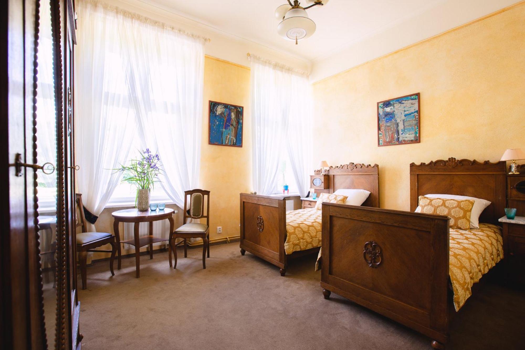 Вілла Dwor Podstolice - House Of Rosenthal Екстер'єр фото